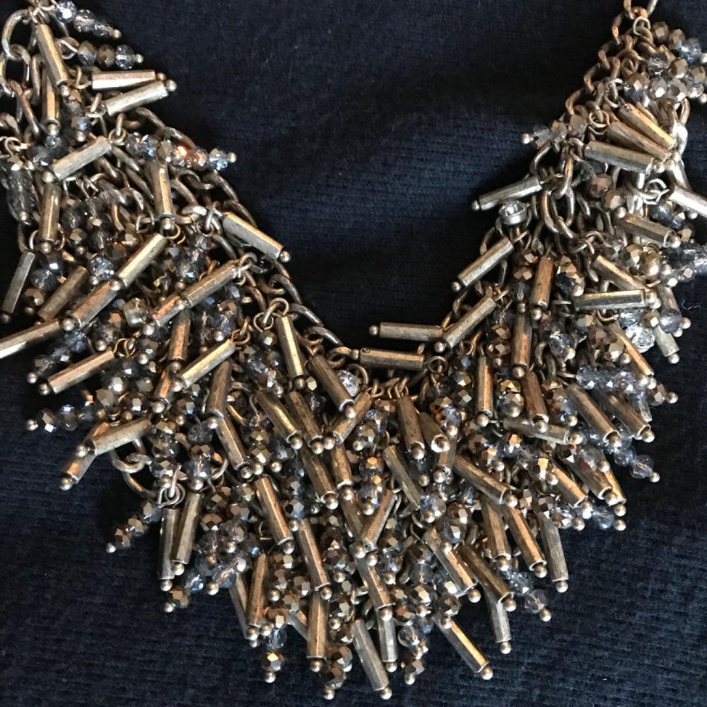 Gold statement Necklace - Picture 2 of 2